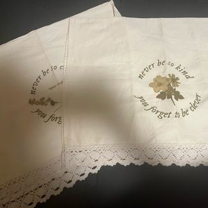 Set of 2 Marjorie Taylor Swift Tea Towels